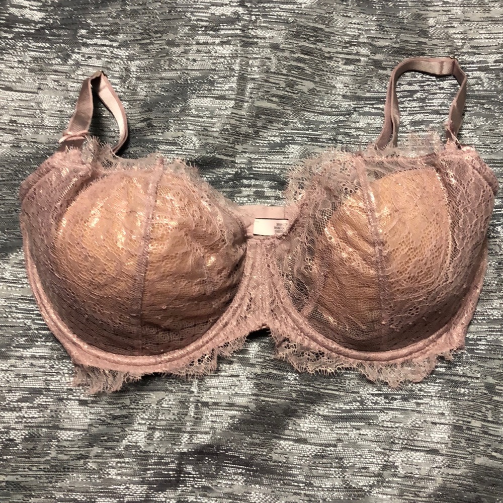 Dream Angles “Push-up without Padding” lace bra